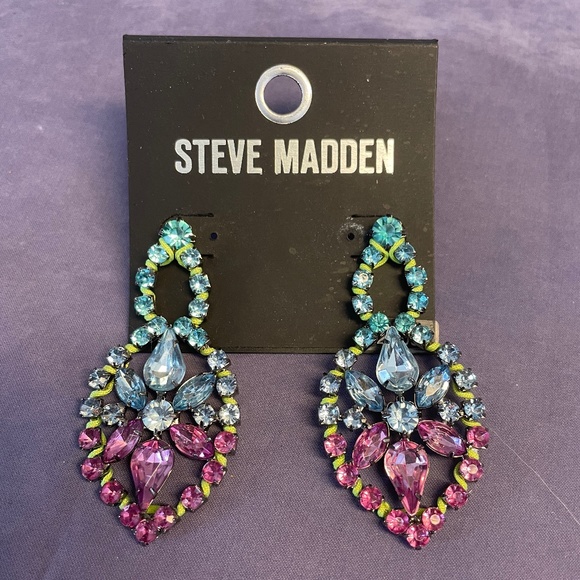 Steve Madden Sparkly Pierced Earrings - Picture 1 of 4